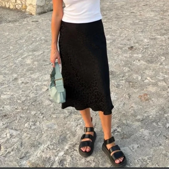 RARE Realisation Par Black Heart A-Line Skirt - Picture 3 of 7